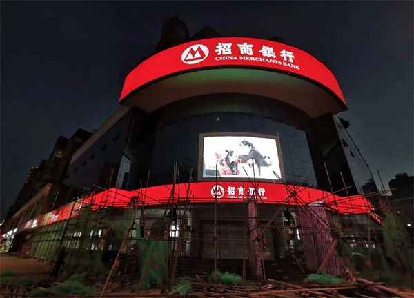 3M燈箱布VS噴繪布有哪些優(yōu)勢？