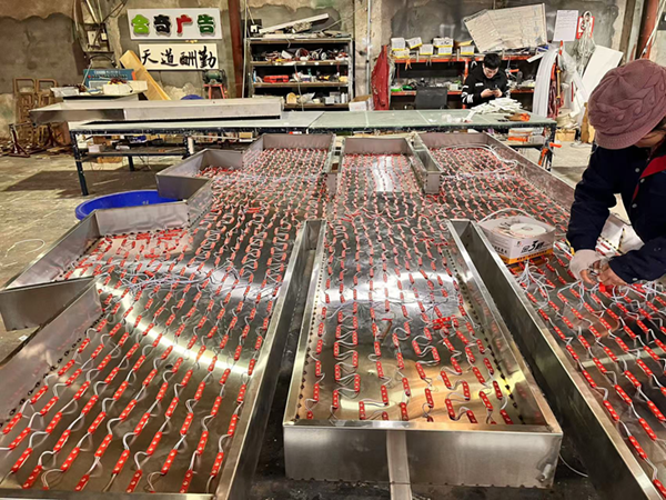 不銹鋼發(fā)光字有什么優(yōu)點(diǎn)