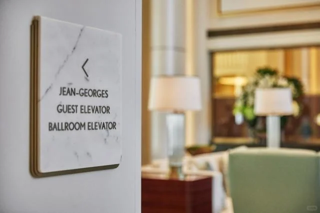 標(biāo)識牌和標(biāo)示牌區(qū)別在哪